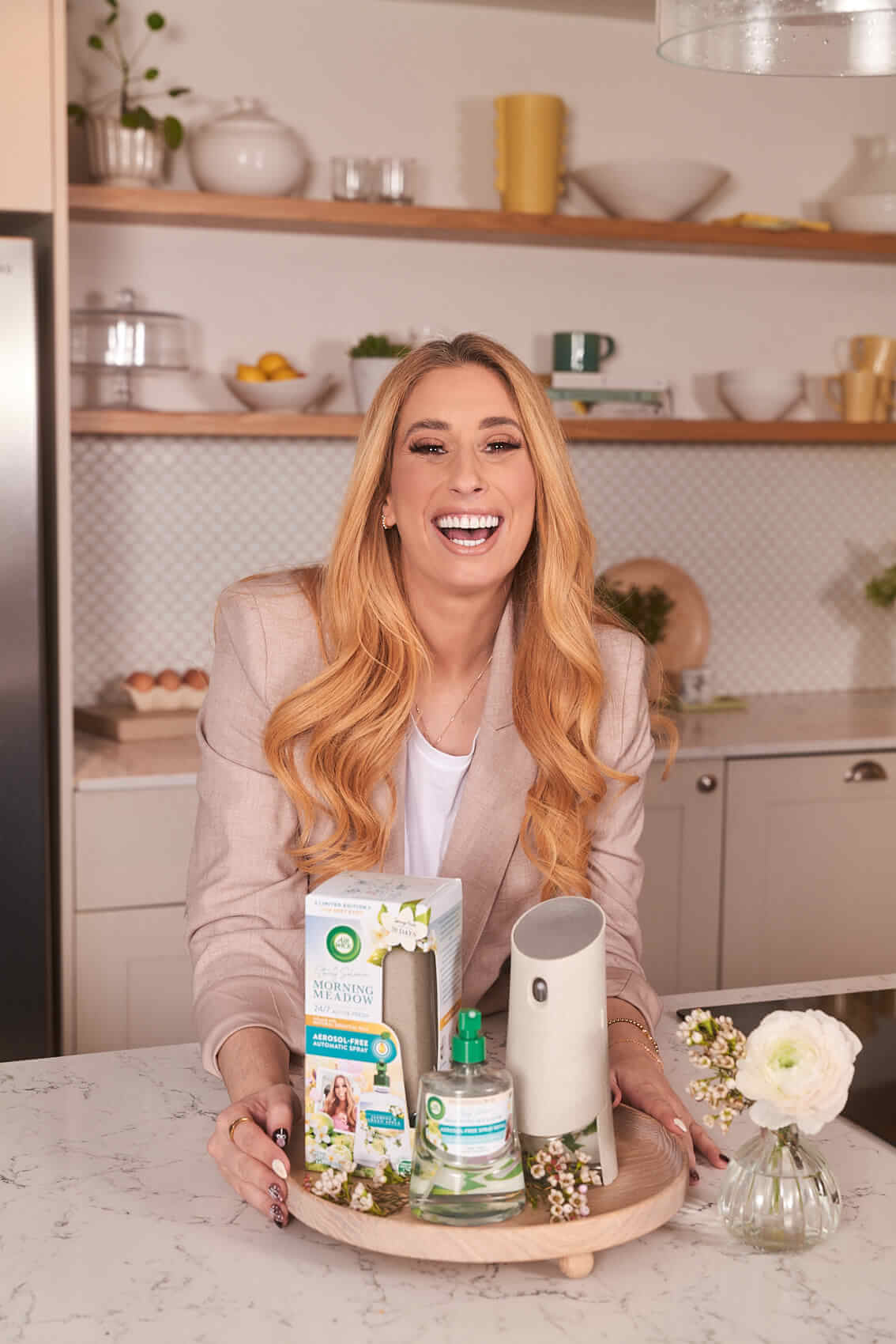 Air Wick & Stacey Solomon Morning Meadow 24/7 Active Fresh Autospray 